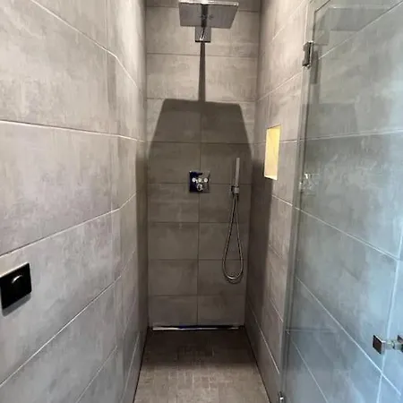 Spacious Newly Renovated Loft With Ac Apartment *